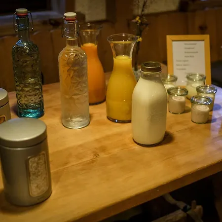 אכסניה Mountain Ze Seewjinu - Above צרמט