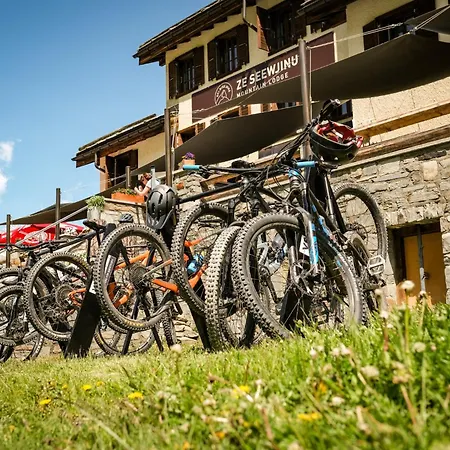 אכסניה Mountain Ze Seewjinu - Above