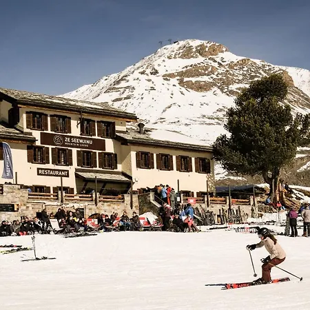 Orman Evi Mountain Ze Seewjinu - Above Zermatt